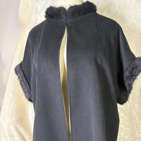 Halogen Black Fur-Trimmed Women's Poncho - Picture 3 of 16